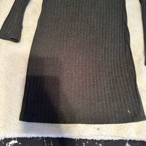 Dark green, long sleeve dress, only worn once!